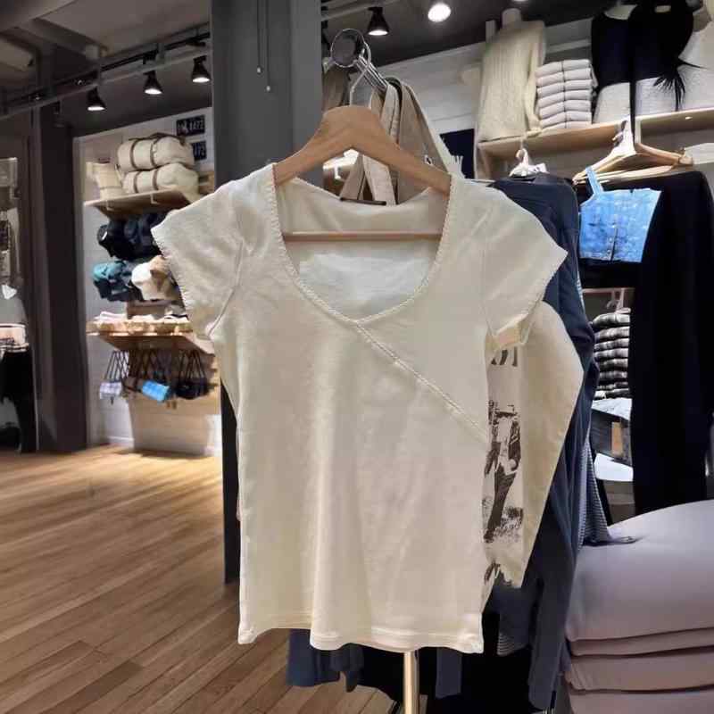 Rakuten - レディース 短袖 Tシャツ 綿素材 アメリカン ビンテージ フリル 襟 Vネック ストレート トップス カジュアル 普段使い 軽量 伸縮性