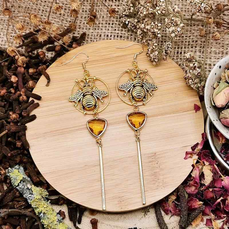 ピアス レディース 揺れる ボヘミアン レトロ 昆虫 蜜蜂 モチーフ 吊り下げ式 アクセサリー ジュエリー 耳飾り ナチュラル 個性的 森ガール アンティーク調 おしゃれ ギフト ジュエリー 華奢 上品 かわいい 贈り物 プレゼント アクセ 普段使い デ