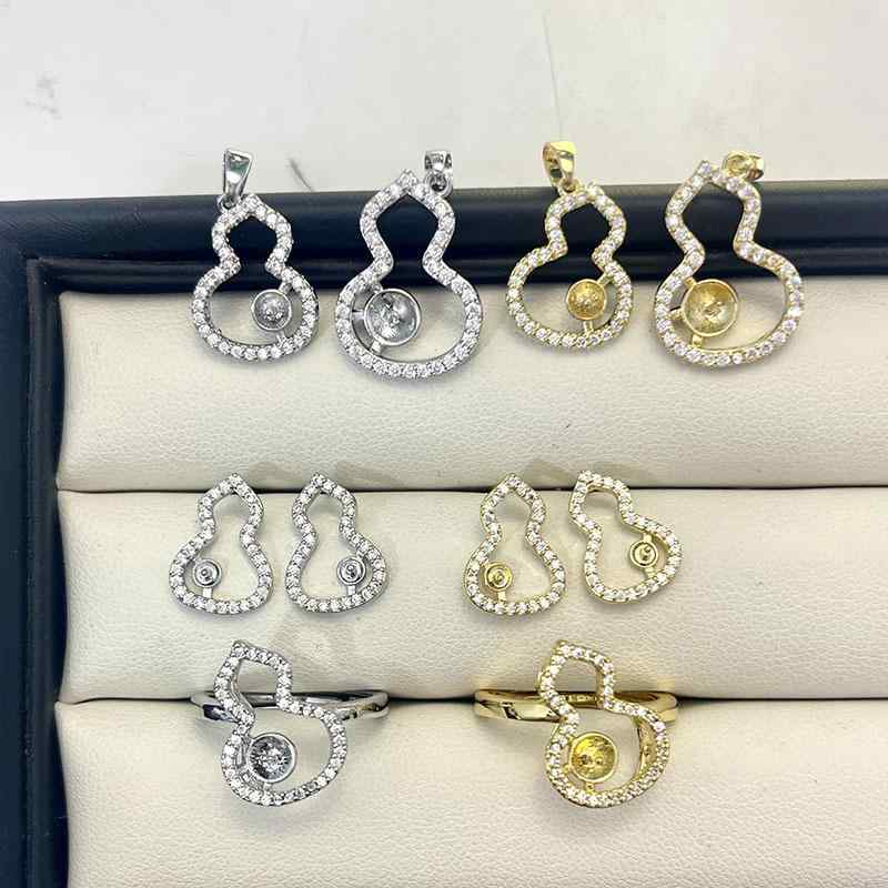 アクセサリー レディース ネックレス ピアス 指輪 3点セット パール ジルコニア ヒョウ柄 葫芦モチーフ ゴールド 金メッキ 電気メッキ加工 高級感 おしゃれ エレガント 普段使い パーティー フォーマル プレゼント ギフト 華やか 上品 重ね付け ゆ