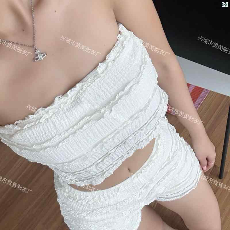 クリエイティブグローバルの水着 レディース ビキニ 体型カバー 大きいサイズ セパレート 4色展開 セクシー スイムウェア 海辺 ビーチ リゾート 旅行 ブラトップ ショートパンツ 露出控えめ 伸縮性 速乾素材 快適 フィット感 肌触り良い トレンド おしゃれ かわいい きれいめ｜アングル2