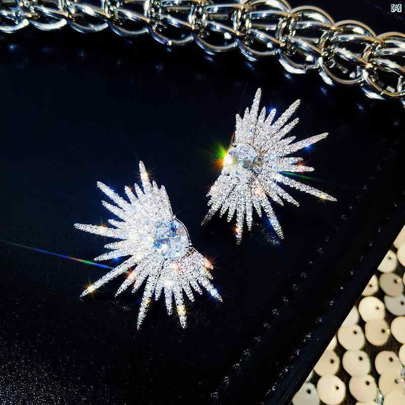 クリエイティブグローバルのピアス レディース アクセサリー ジュエリー 楕円形 ジルコニア 満載 豪華 高級感 エレガント おしゃれ 個性的 大人っぽい キラキラ 輝き 高見え フォーマル パーティー 結婚式 デート お呼ばれ 普段使い 上品 スタイリッシュ ミニマル モダン 華｜アングル2