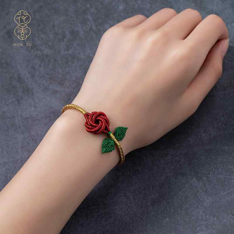 ブレスレット レディース 手作り 編み込み ローズ 薔薇 花モチーフ 手首飾り アクセサリー 腕輪 華奢 シンプル 大人 かわいい おしゃれ カジュアル デート お出かけ ギフト ラッキーアイテム ハンドメイド 繊細な編み込みデザインが魅力的なバラのブレ