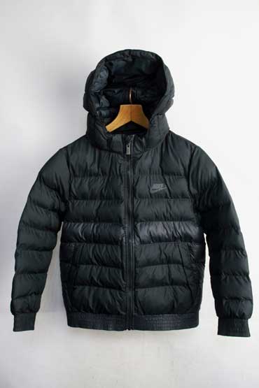 樂天商城 - NIKE ナイキ ダウンジャケット 145/72【M】【古着】【中古】【キッズ】【子供】ジュニア アウトドア キャンプ おしゃれ スポーツ 冬 サッカー 野球 ベンチコート 通学 AJ7735