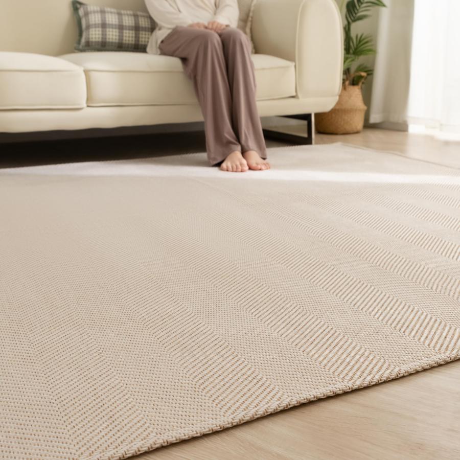 乐天商城 - Sun Deco ラグ カーペット 2畳 ラグマット ヘリンボーン柄 おしゃれ 滑り止め 洗える 春 夏 オールシーズン快適 リビングマット 北欧