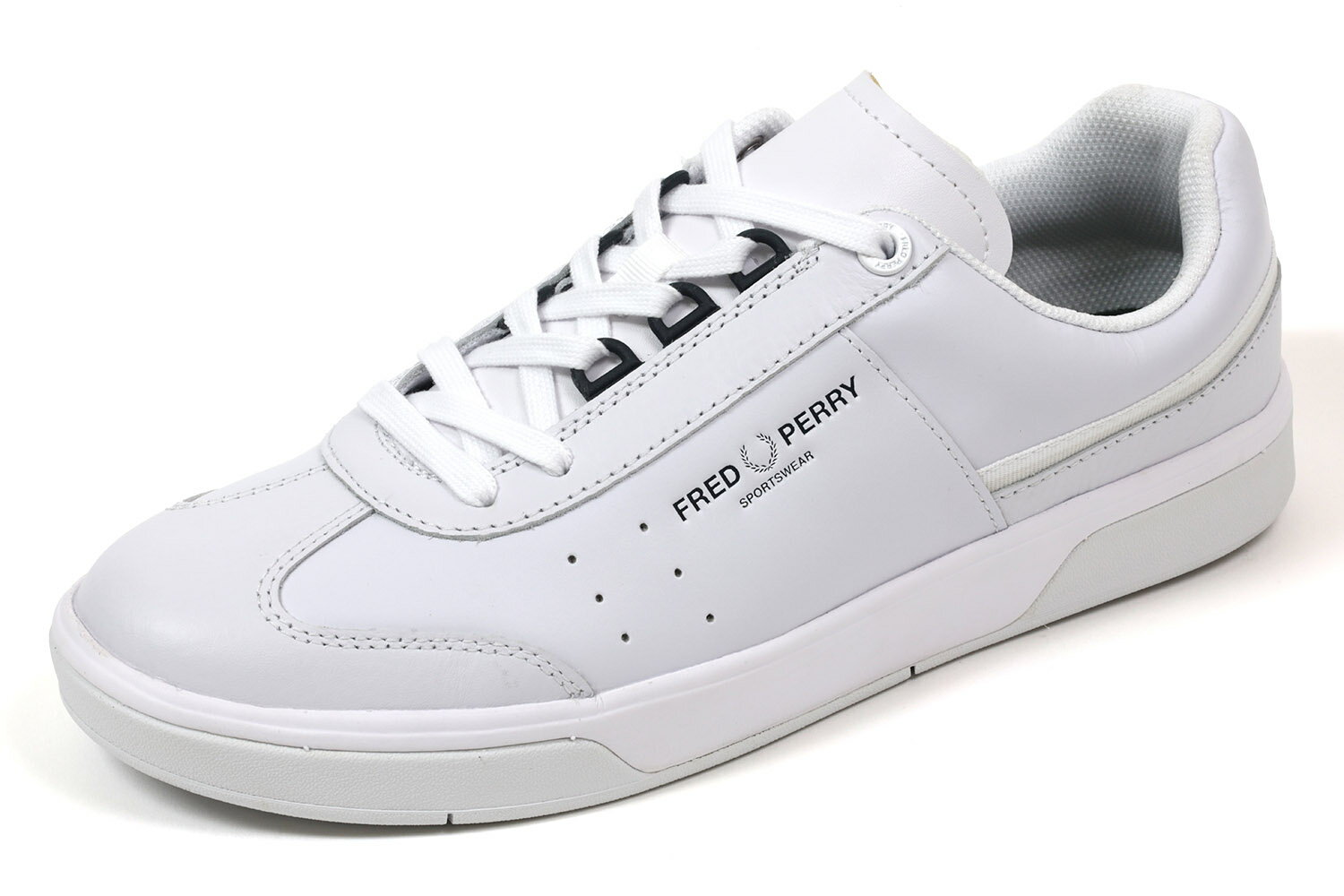 【エントリーでポイント5倍！】フレッドペリー　レザースニーカー　B302　ホワイト　FRED　PERRY　B2317　200　WHITE