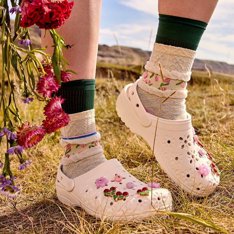 クロックス メンズ レディース サンダル CROCS クラシック フローラル カット アウ...