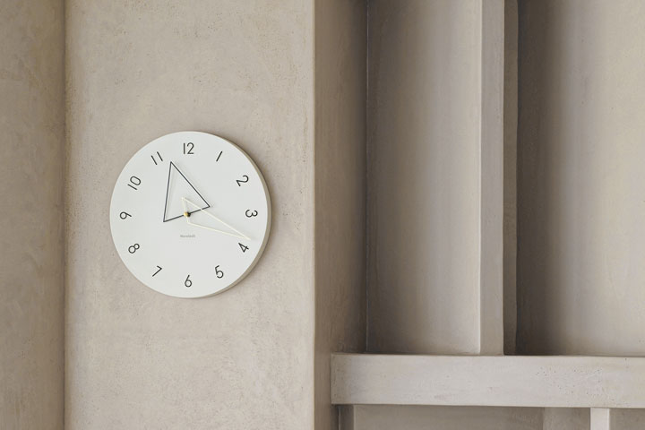 ウォールクロック 【 Kolmio / アイボリー 】 人気 売れ筋 モダン アナログ とけい 掛け時計 壁掛け モダン おしゃれ シンプル 個性的 ラッピング croix [2]