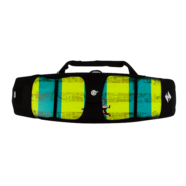 【送料無料】 Wakeboard Rubber Wrap Hyperlite ハイパーライト ボードケース ボードカバー ボードバッグ アウトドア outdoor goods グッズ ウェイクボード ウェイクボードを保護するエッジカバー※パッド入りショルダーストラップ付 あなたのウェイクボードを保護するエッジカバーです。 ベルクロで簡単にエッジ、ノーズとテールをカバーするソフトネオプレン素材であなたのボードを包むために簡単で効果的な方法を提供します。※画像のボードは含まれていません。特徴：+ パッド入りショルダーストラップ付Size長さ：131 - 147cmSTAFFより一言：ハイパーライトのエッジカバーであらゆる長さのボードに対応しています！※当店では実店舗でも販売しているため、ご注文いただいた商品が在庫切れの場合もありますのであらかじめご了承ください。 2