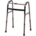 歩行器(固定式)・ブロンズ 幅56-57.5×奥行45.5-49×高さ71.5-89cm KFW-16(BZ)・・Color:ブロンズStyle:歩行器(固定式)・【固定式歩行と立ち上がり補助】固定式歩行は持ち上げる力が必要ですが、安定した歩行補助ができます。床や椅子、ベッドからの立ち上がりも補助することができ、これ1台で立ち上がりから歩行までの動作をスムーズにサポートします。・【完成品】組み立てる必要がないので、届いてからすぐにお使いいただけます。・【高さ調節8段階】高さは8段階調節することができ、プッシュピンでかんたんに高さ調節可能です。取扱説明書を参考に、お使いになる方に合わせて調節して下さい。・【折りたたみ式】使わない時はスリムにできるので、別の場所への持ち運びがしやすく、使わない時はスリムに収納可能です。・●本体サイズ：幅56-57.5×奥行45.5-49×高さ71.5-89cm●折りたたみ時サイズ：幅55.5×奥行10×高さ73.5cm●高さ調節：8段階(25mmピッチ)●重さ：2.5kg●最大使用者体重：90kg●材質：本体/金属(アルミニウム)、山善「折りたたみ歩行器 KFW-16」 【固定式歩行と立ち上がり補助】 固定式歩行は持ち上げる力が必要ですが、安定した歩行補助ができます。床や椅子、ベッドからの立ち上がりも補助することができ、これ1台で立ち上がりから歩行までの動作をスムーズにサポートします。 【完成品】 組み立てる必要がないので、届いてからすぐにお使いいただけます。 【高さ調節8段階】 高さは8段階調節することができ、プッシュピンでかんたんに高さ調節可能です。取扱説明書を参考に、お使いになる方に合わせて調節して下さい。 【折りたたみ式】 使わない時はスリムにできるので、別の場所への持ち運びがしやすく、使わない時はスリムに収納可能です。 ●本体サイズ：幅56-57.5×奥行45.5-49×高さ71.5-89cm ●折りたたみ時サイズ：幅55.5×奥行10×高さ73.5cm ●高さ調節：8段階(25mmピッチ) ●重さ：2.5kg ●最大使用者体重：90kg ●材質：本体/金属(アルミニウム)、取っ手/塩化ビニル樹脂 ●加工：アルマイト ●東証プライム(株)山善で扱うすべての商品は、国内の第三者機関において、JIS基準に基づいた試験に合格しております