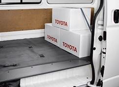 楽天クロスワン　楽天市場店TOYOTA（トヨタ） 純正部品 HIACE ハイエース ステップカバー 1枚 右側用 08474-26190