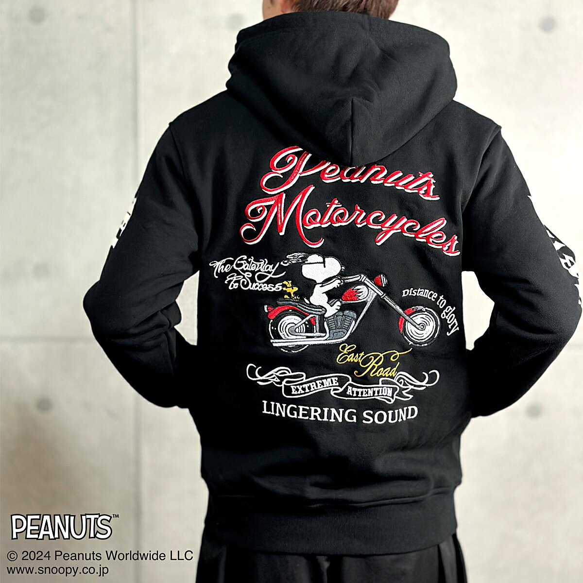 SNOOPY Flag Staff ����ꥫ��Х���ZIP UP�ѡ�����(�֥�å���) 451087