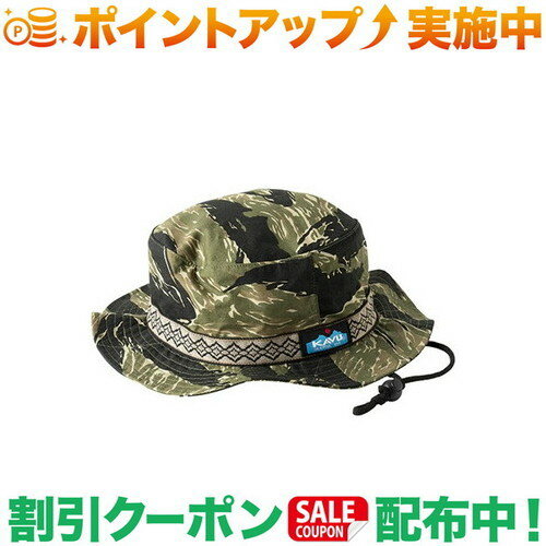 特殊なリップストップ生地を使用したアーバンテイストな子供用ハットです。ソリッドカラー、カモフラージュなどシーンに合わせてお選びいただけるカラーバリエーションです。KAVU カブー キッズ リップストップバケットハットは特殊なリップストップ生地を使用したアーバンテイストな子供用ハットです。ソリッドカラー、カモフラージュなどシーンに合わせてお選びいただけるカラーバリエーションです。KAVUの遊び心はそのままに、ハイキング、SUP、コンクリートジャングルに乗り込んでいきましょう！このハットを選んだ日は、いつもの毎日のようで少し違う少し遊び心のある1日になるかもしれません！新しい1日の始まりや、友人と過ごすキャンプサイトでの何げないひと時、大切な人との1日の終わりに夕日を眺める、そんなタイミングにピッタリです。KAVU is from SEATTLE, WASHINGTON：シアトル発祥のKAVUなウェアを着て、毎日をENJOYしてください！※ウェビングテープ部分はお色が選べません。生産工程上様々なカラーのストラップを使用しているため、写真カラーは代表パターンとなります。■SPEC■・サイズ：S(53cm)、M(56cm)・素材：コットン100%サイズ/頭回り/つば/高さS(53cm)/53/5/9M(56cm)/56/5/9※表示サイズの単位はセンチ(cm)となります。※平置き採寸にて計測致しました。しわ、よれなどから若干の誤差は御容赦下さい。出品商品の在庫について当店ならびに仕入先に在庫のある商品を出品しています。当店に在庫が無かった場合、メーカーお取寄せ後の発送になる場合がございます。多店舗販売、入荷数が少ない商品、ご注文をいただいた後に仕入先に手配する商品もございますのでご注文をいただいても、納期遅延や在庫を切らしている場合がございます。その際はメールにてご連絡させていただきます。品切れの際はご容赦下さいませ。