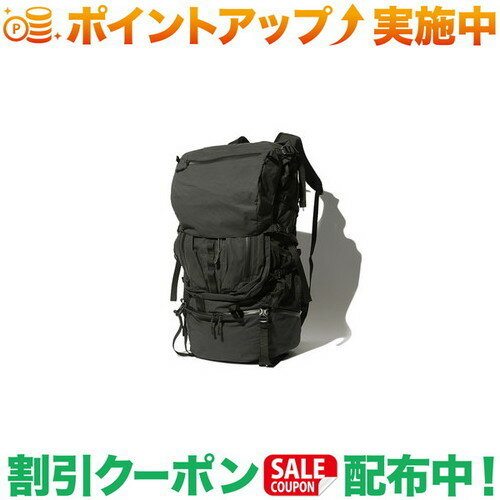 幅広いシーンを想定した多機能な「Active Field Backpack」※サンプルでの撮影のため、バックルなどの細かなディティールや仕様が異なる場合がございます内容量：約60Lサイズ：W32×D23×H64 (cm)仕様＜素材＞SHELL/100% NYLON,LINING/100% NYLON,PANEL/100% POLYESTER,　　　　MESH PART/100% POLYESTER,ACCESSORY IMITATION LEATHER＜原産国＞ベトナム出品商品の在庫について当店ならびに仕入先に在庫のある商品を出品しています。当店に在庫が無かった場合、メーカーお取寄せ後の発送になる場合がございます。多店舗販売、入荷数が少ない商品、ご注文をいただいた後に仕入先に手配する商品もございますのでご注文をいただいても、納期遅延や在庫を切らしている場合がございます。その際はメールにてご連絡させていただきます。品切れの際はご容赦下さいませ。