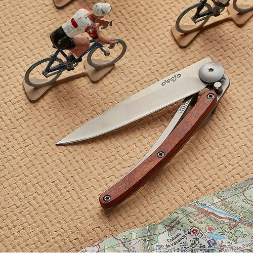 クロスキャンパーのクーポン配布中★(ディージョ)Deejo wood 37g (coralwood)｜アングル2