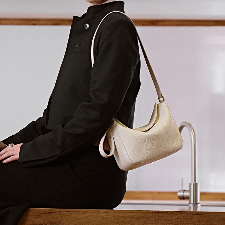 ハンドバッグ ショルダーバッグ 2way シンプル レディース 斜め掛け 小さめ バッグ 肩掛け ミニショルダーバッグ レザー バッグ おしゃれ 軽量 通勤 フォーマル バッグ 仕切り 高見え ミニ ポシェット 本革バッグ カバン 入学式 結婚式 クリスマス プレゼント