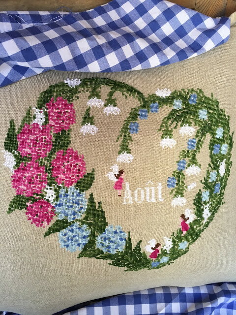 Aout・クロスステッチ 図案 チャート 刺繍 手芸*lilli violette*