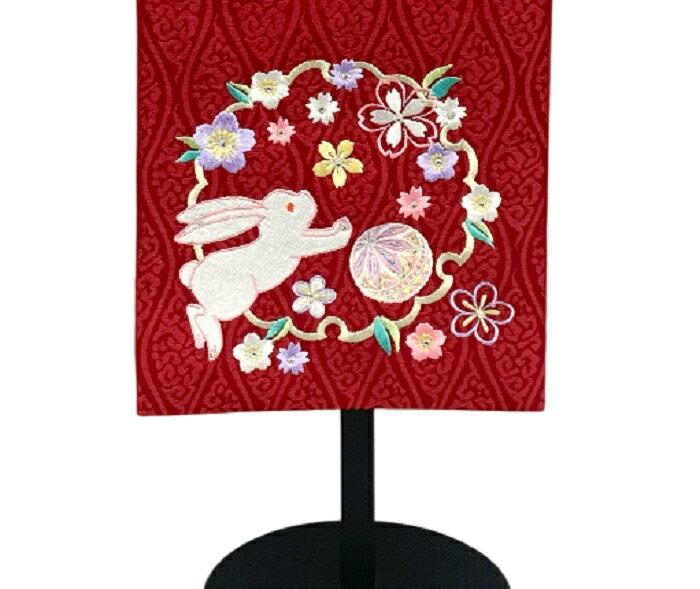 名前旗 刺繍仕上 雛人形 桃の節句 女の子用 花輪うさぎ 3530 中 高さ56cm 赤地 名前糸金MG2 雪輪にウサギマリ桜柄刺繍