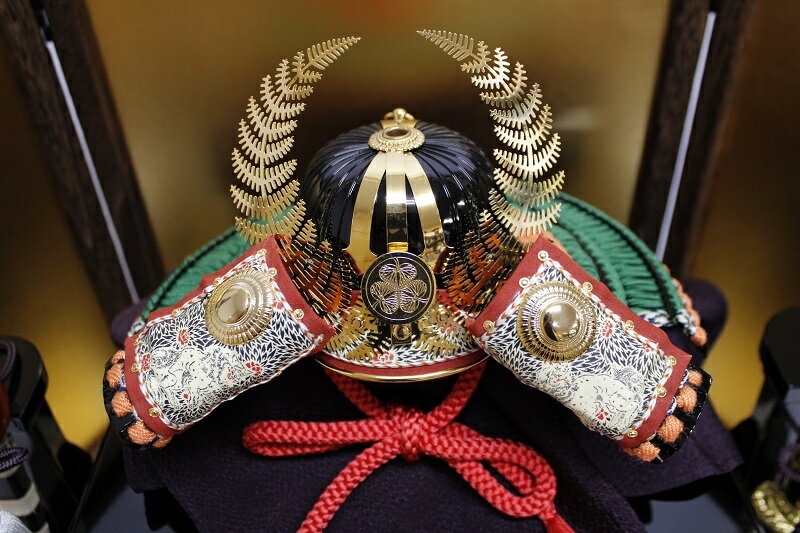 兜平飾り　加藤鞆美作　1/3　徳川家康　兜（上笠　正絹　萌葱威肩紅） F57-151H