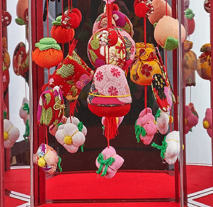 雛人形　ひな祭吊るし飾りケース入 大 赤A v213-603 アクリルケース コンパクト 軽...