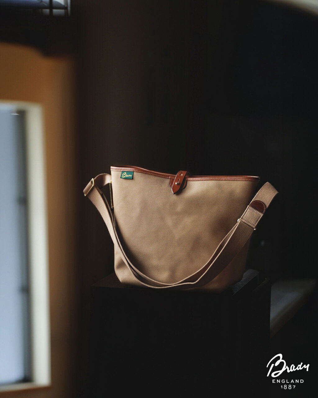 Tote Bag - バッグ Unisex ブレディ Brady アッシュダウン ミディアム ショルダーバッグ 英国製 メンズ レディース ASHDOWN MEDIUM【クーポン対象外】 0127【レビュー企画対象】