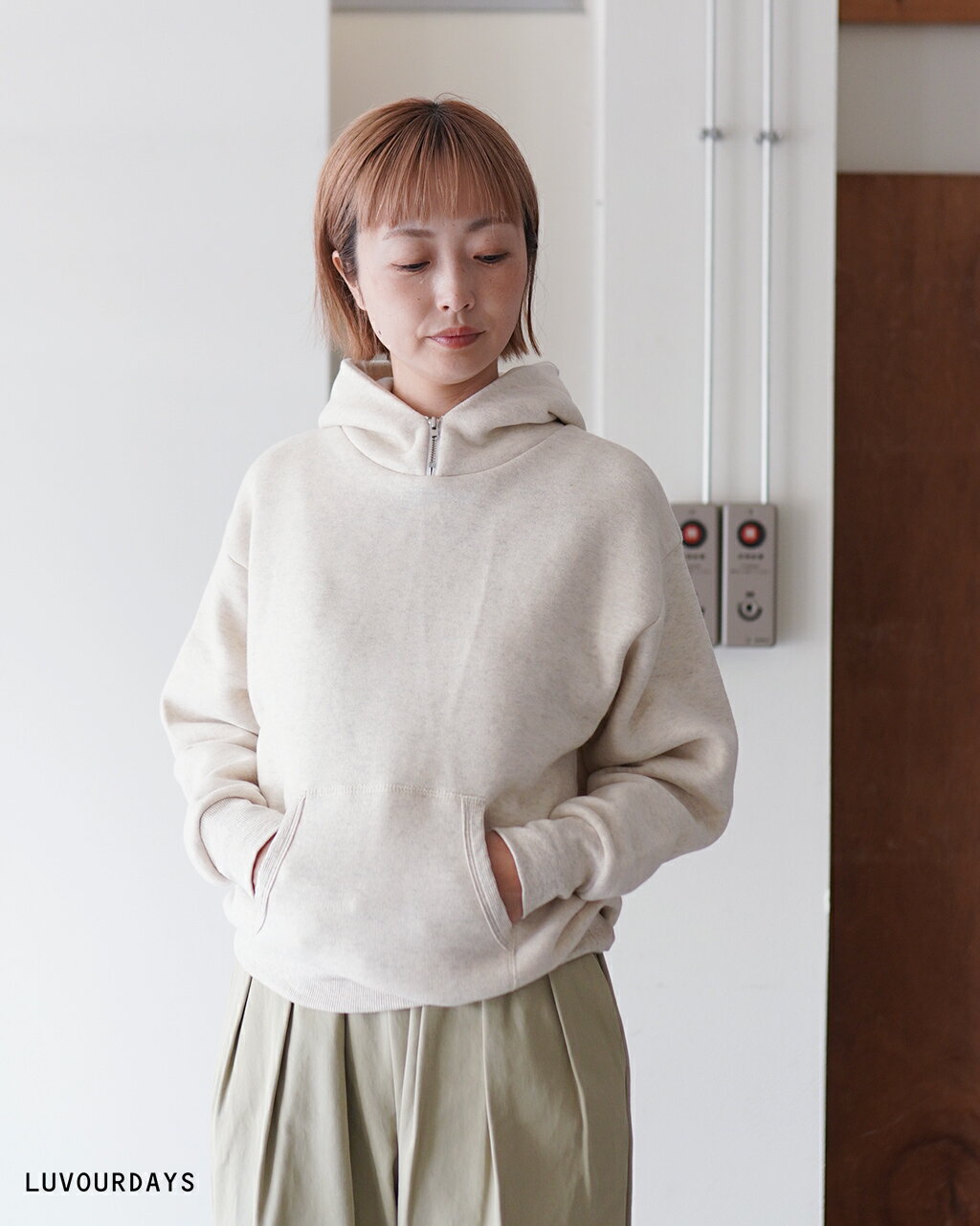 ラブアワーデイズ LUVOURDAYS チビ ジップ パーカー レディース CIBI ZIP PARKER フーディ スウェット LV-CT3323-2 1004