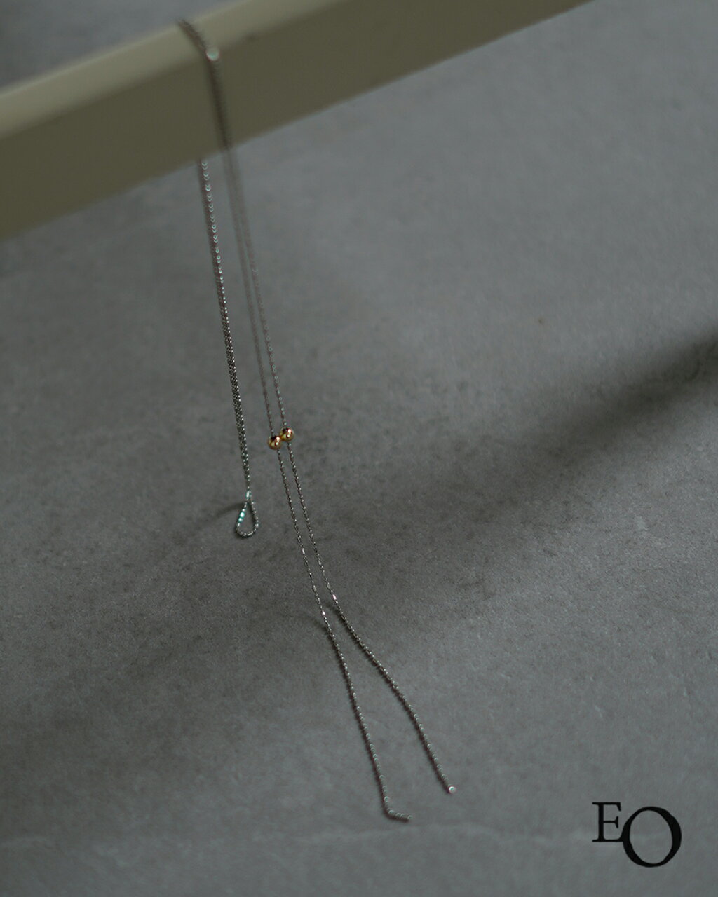 イオ EO グラデーションボールチェーンスライダーネックレス レディース Graduated Ball Chain Slider Necklace EO26AW-24 ボールチェーン シルバー silver ラリエット Y字 0626