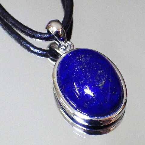  最高品質クラス 完全天然石 ラピスラズリペンダント（金具含む重さ5g ...