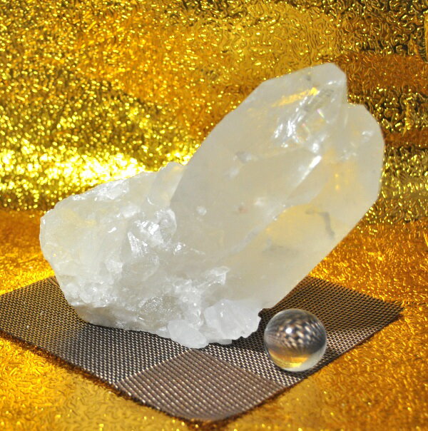 水晶原石クラスター 特大サイズ（重さ1438g 高さ約14cm 横幅約16cm 奥行約9cm ブラジル産完全天然石 写真現品販売