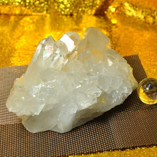 【プレミアクラス】水晶原石クラスター 大型サイズ（重さ778g 高さ約9cm 横幅約11cm 奥行約11cm ブラジル産 台座なし）完全天然石　写真現品販売