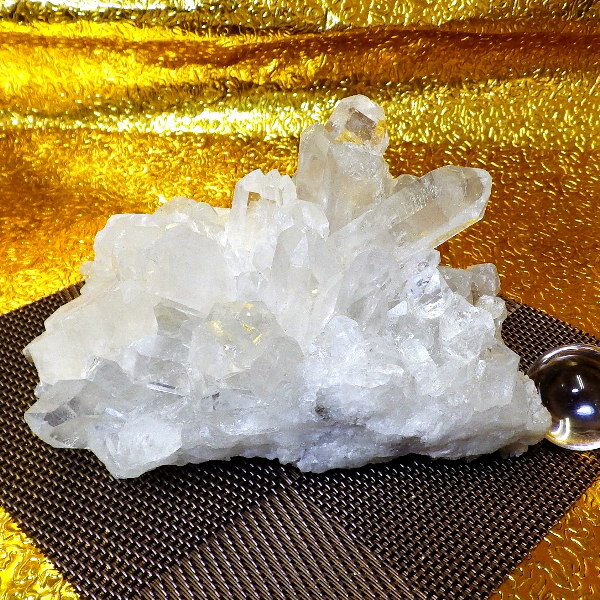  プレミアクラス 水晶原石クラスター 大型サイズ（重さ636g 高さ約7.2cm...