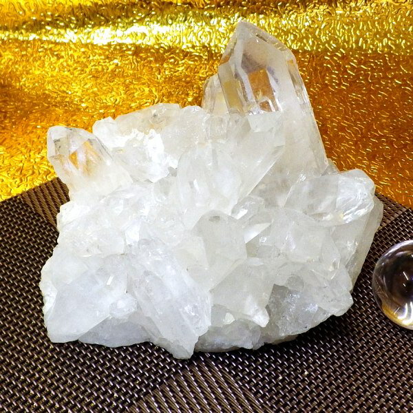  プレミアクラス 水晶原石クラスター 大型サイズ（重さ531g 高さ約7cm ...