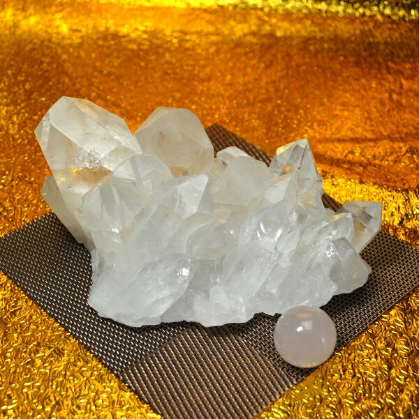  プレミアクラス 水晶原石クラスター 大型サイズ（重さ937g 高さ約7.5cm...