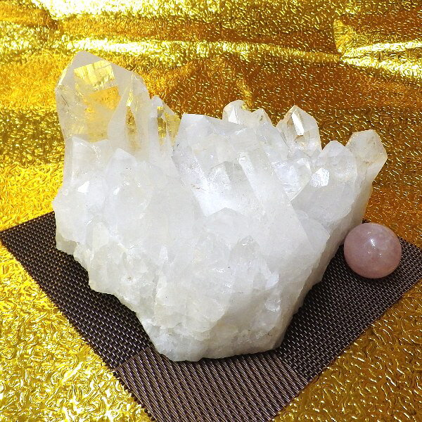 【プレミアクラス】水晶原石クラスター 特大サイズ（重さ1480g 高さ約9cm 横幅約15cm 奥行約13cm ブラジル産）完全天然石　写真現品販売