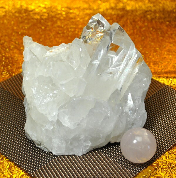  プレミアクラス 水晶原石クラスター 大型サイズ（重さ786g 高さ約8cm ...