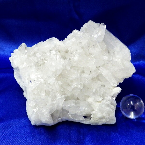  Bクラス 水晶原石クラスター 特大サイズ（重さ1255g 高さ約7.5cm 横幅...