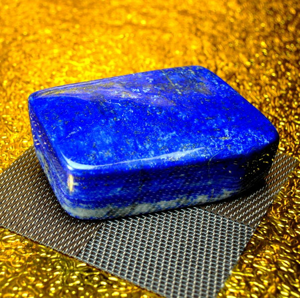  最高品質  ラピスラズリ原石（重さ398g 横幅9cm 高さ2.5cm 奥行6cm 完...
