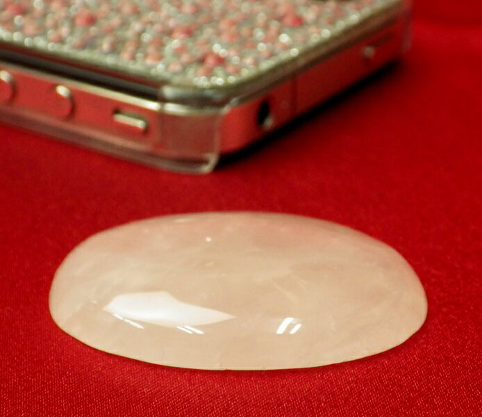 【最高品質クラス】スターローズクォーツ カボション（完全天然石・40mm×30mm 厚さ6mm　持ち歩き用袋付）★写真商品と同等品をお届けします。（ブラジル産 完全天然石）