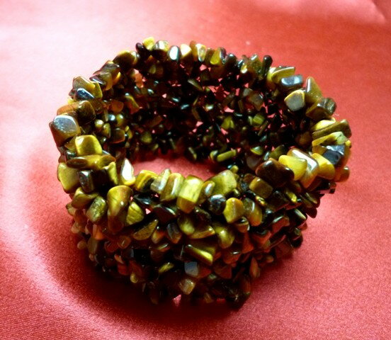 【タイガーアイ】 パワー・バングル（腕輪タイプ）−Sサイズ−　（内径15.5cm）≪ブラジル産 最高品質クラス 完全天然石≫重さ約75g 3