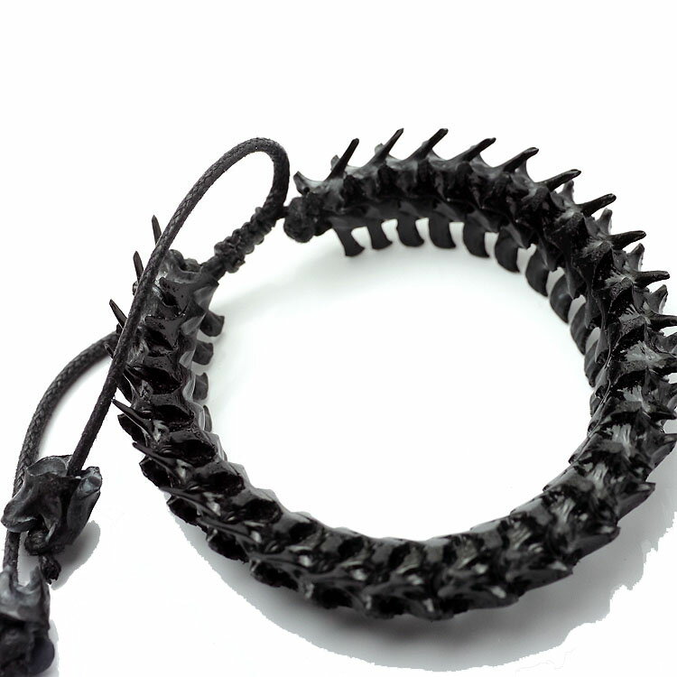 bi 蛇の骨 ブレスレット 黒[トゲトゲ 助骨付き]スネーク ボーン ブラック メンズ お守り 魔除け 蛇骨 ヘビの骨 へびの骨 パイソン コブラ あばら骨 インディアンジュエリー