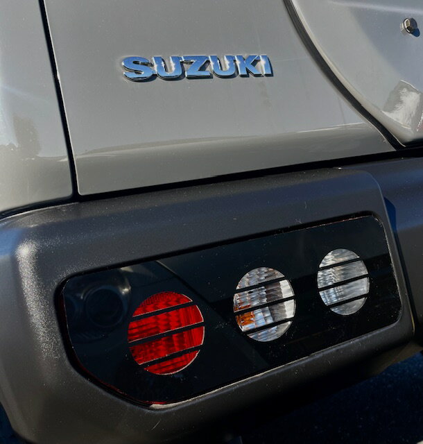 ジムニー JB64W JB74W ガードタイプ テールランプガーニッシュ　テールカバー