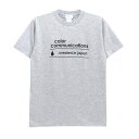 【COLOR COMMUNICATIONS / T-SHIRTS】 スケボー・スケートボードのドメスティックアパレルブランド、COLOR COMMUNICATIONS（カラーコミュニケーションズ）のTシャツです。 フロントプリントが施されています。 【サイズ】 Sサイズ：着丈66cm、身幅49cm、袖丈19cm。 Mサイズ：着丈70cm、身幅52cm、袖丈20cm。 Lサイズ：着丈74cm、身幅55cm、袖丈22cm。 XLサイズ：着丈78cm、身幅58cm 、袖丈24cm。 *商品によって多少の誤差がある事をご了承下さい。 *当店舗に掲載の写真・文章の無断転載を禁じます。 BRAND INFO / COLOR COMMUNICATIONS 2005年設立。スケーター、小原祐一が手がけるドメスティックアパレルブランド。 色で伝えるといったコンセプトで、see（見る）、feel（感じる）、express（表現する）、をキーワードとしたブランドです。 ライダー：喜久田弘雄、今村昌良、村岡 洋樹、山村真功、高野太 ブランドページはこちら。