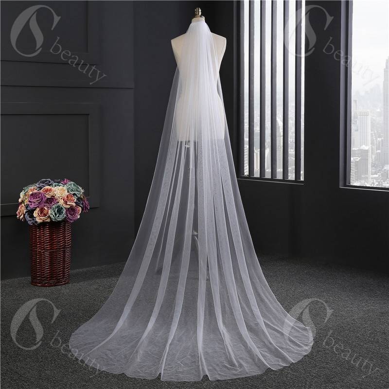 【送料無料】海辺 潮風 欧米スタイル 楽園 シンプル設計 夢のウェディング 花嫁 ロングベール 3メートル 結婚式 披露宴 挙式 高級感 ベールアップ ベールダウン フワフワ オフホワイト 優雅 ビンテージ プリンセス お姫様 海外撮影 旅行結婚