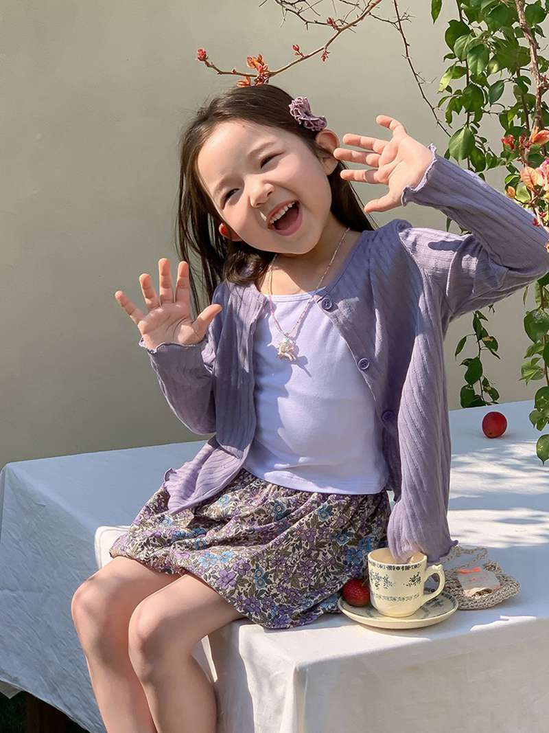 Rakuten - カーディガン 子供 長袖 女の子 カーディガン トップス アウター 薄手 羽織り ラッシュガード 子供服 UVカット 日焼け止め リブ編み かわいい 春夏秋 春物 通園 通学 外遊び 日よけ 透け感