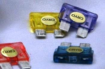 ATOクライオヒューズ カーオーディオ 音響向上 音響改善 ストレスフリー 24金メッキ オススメ