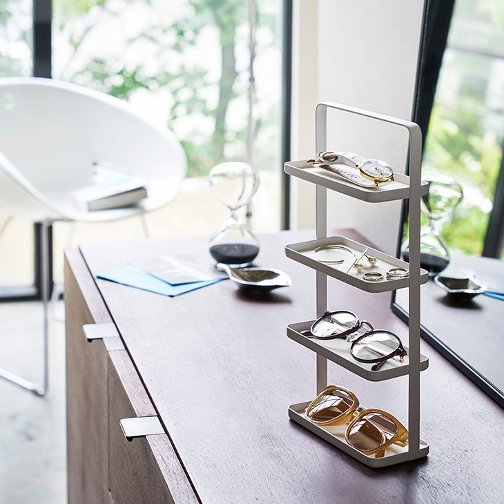 tower タワー アクセサリースタンド メガネ&アクセサリートレー 4段(ホワイト) シンプル おしゃれ 収納 リビング ジュエリーケース 小物入れ 腕時計 ...