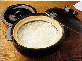 土鍋 炊飯 かまどさん 3合炊き CT-01 長谷園 【 クッチーナ 】 送料無料 土鍋 ご飯 ご飯鍋 ごはん鍋 ごはん 炊く 米 鍋 3合 三合 伊賀焼 伊賀焼窯元 長谷園 日本製 しゃもじ 付き 黒 おしゃれ かわいい キッチン ギフト プレゼント 贈り物