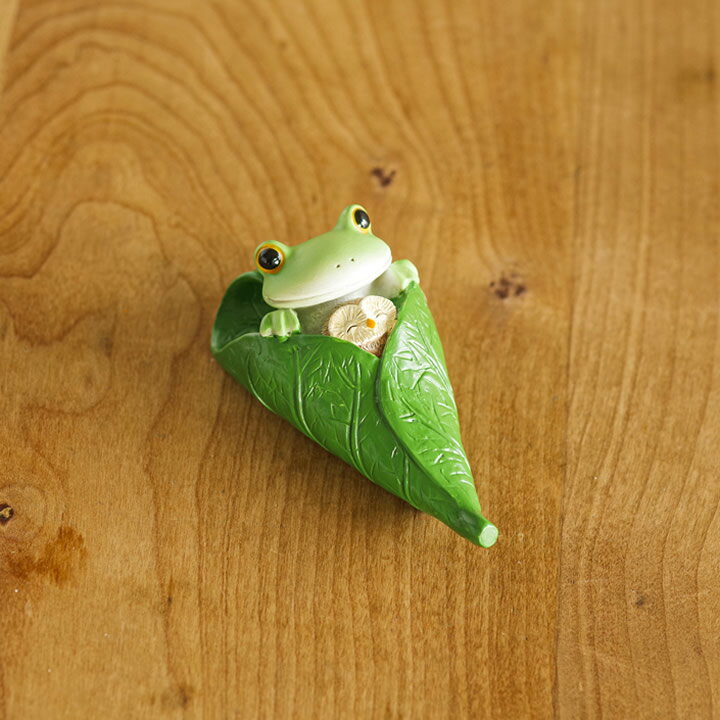 カエル 置物 葉っぱの寝袋 Copeau コポー...の商品画像