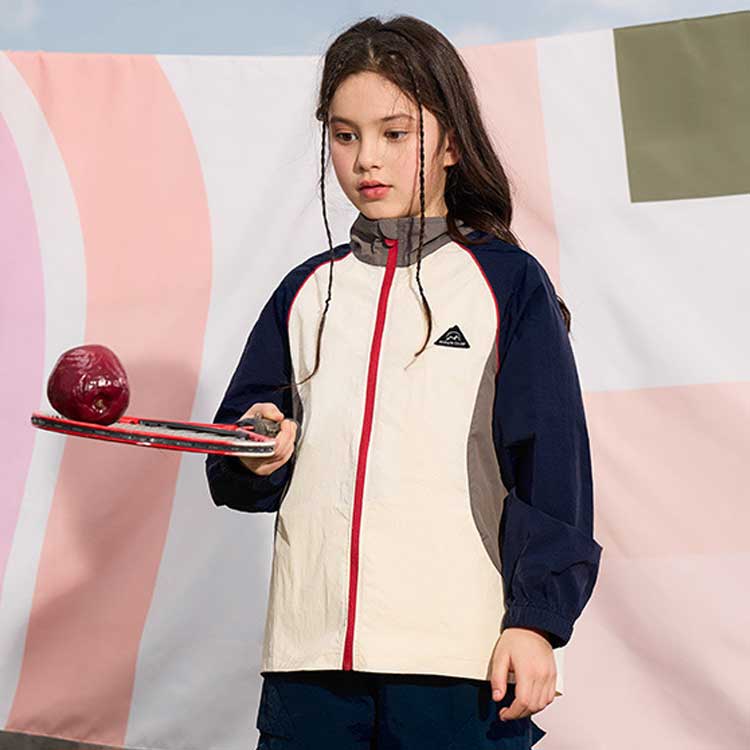 マウンテンパーカー ラッシュガード 涼感 UPF50+ UVカット 速乾 キッズ UVケア ウォッシャブル キッズ 男の子 女の子 スタンドカラー ジップアップ ナイロン 涼しい UVパーカー 配色 キャンプ バーベキュー アウトドア