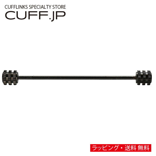 襟元にワンポイント。 ネクタイを浮かせ活動的に見せてくれます。 襟のピンホールに通して使用するタイプになります。 自分用、大切な人へのギフト・男性用プレゼントに最適。 専用のケースにいれてお届けします。 カラー: ガンメタ 素材: 真鍮 サ...