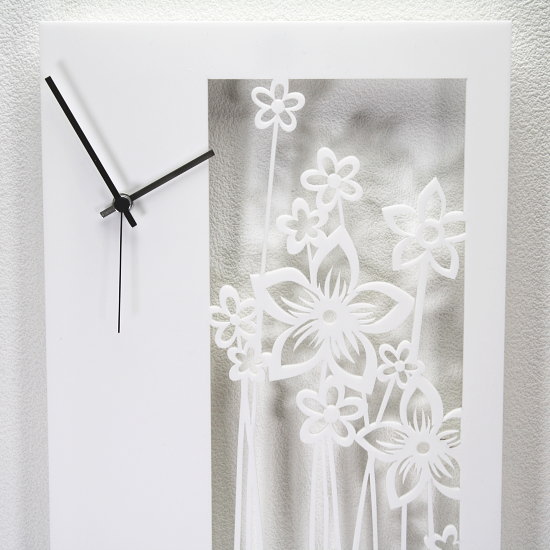 大きい 時計 壁掛け 掛け時計 壁掛け時計 おしゃれ 掛時計 かべかけ時計 イタリア製 アートパネルクロック i DETTAGLI 【LILLA】64cm×29cm プレキシグラス アナログ 切り絵アート 新築祝い 開業祝い 記念品 ホテル レストラン 花大型 [2]